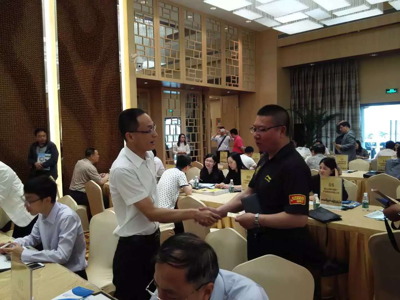 吉林省各大高校、南海區(qū)行政企事業(yè)單位領(lǐng)導(dǎo)蒞臨我司參觀考察
