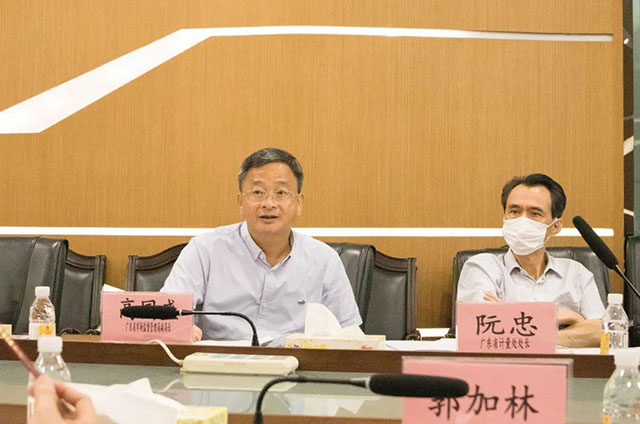 省市監(jiān)局領(lǐng)導(dǎo)蒞臨華昌鋁材集團(tuán),對(duì)2021年的能源計(jì)量審查工作進(jìn)行回訪