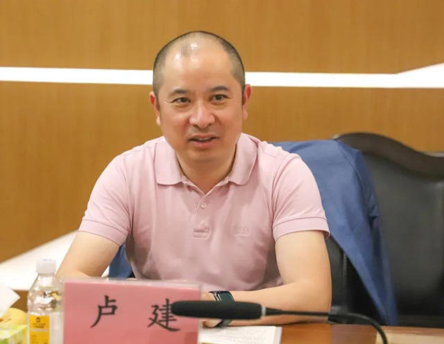 為企業(yè)發(fā)展提供優(yōu)質(zhì)服務(wù)，是協(xié)會(huì)的頭等大事