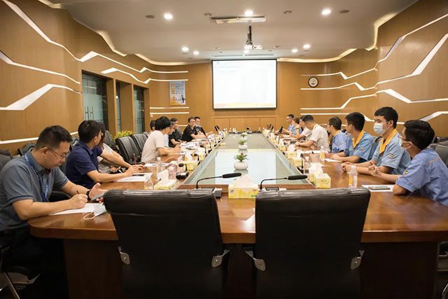 省市監(jiān)局領(lǐng)導(dǎo)蒞臨華昌集團(tuán),對2021年的能源計(jì)量審查工作進(jìn)行回訪