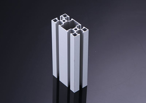 鋁型材的護(hù)欄都應(yīng)用在哪些領(lǐng)域?