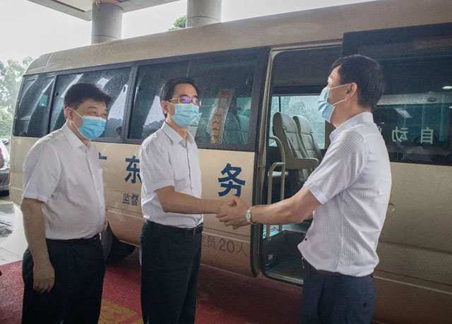潘董事長對調(diào)研組的到來表示歡迎